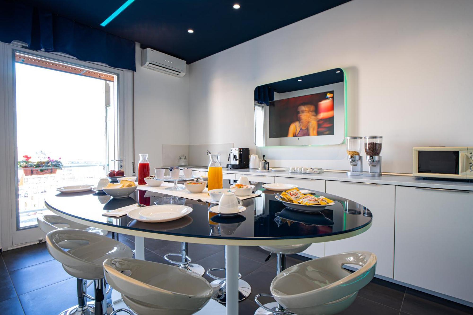 Skyhouse Beverello Νάπολη Εξωτερικό φωτογραφία